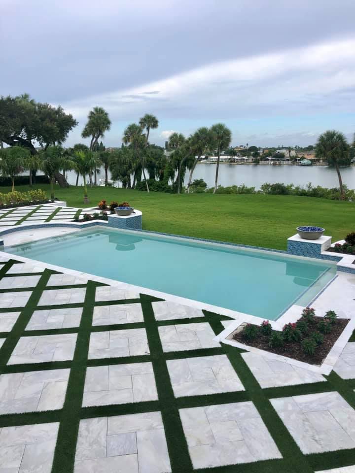 Facebook and Instagram ads for pool builders – marketing agency